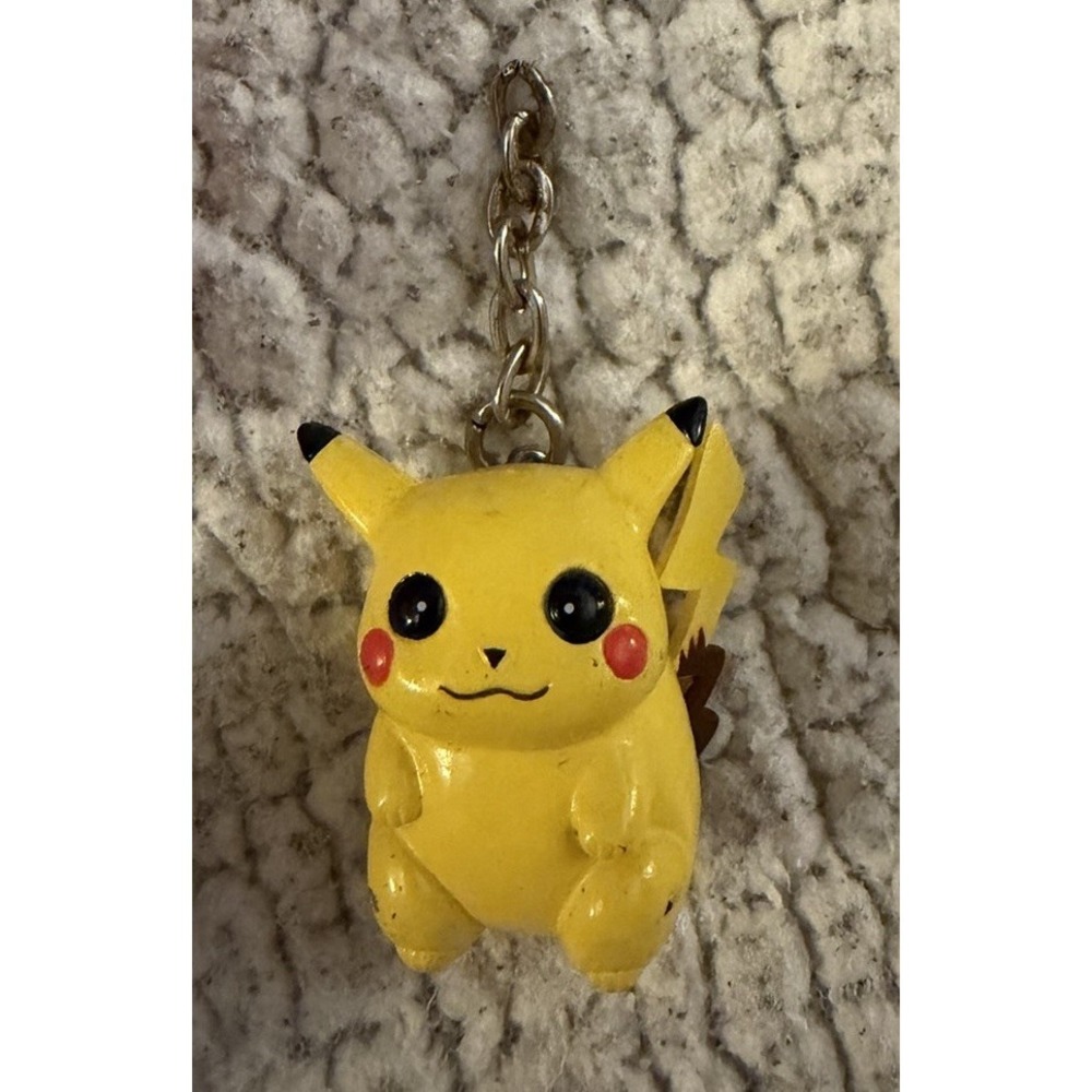 1999 Pokemon Pikachu Basic Fun Keychain w/ Pokeball Read - Picture 3 of 10
